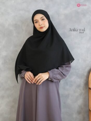 Anika Voal Black
