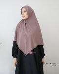 LINE_ALBUM_Lena,Laviza,Lahya,Louisa_250827_5