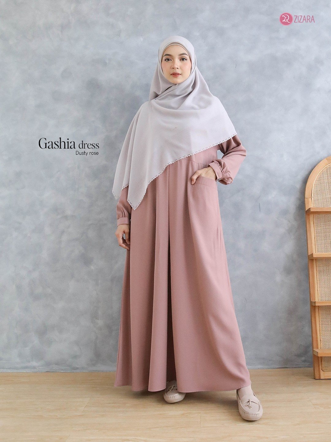 LINE_ALBUM_Ghaizka,Gamila,Galina,Ghalia_251013_11