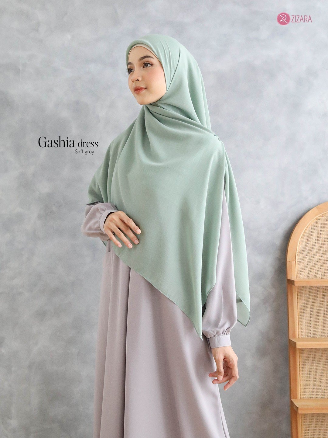 LINE_ALBUM_Ghaizka,Gamila,Galina,Ghalia_251013_33