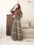 LINE_ALBUM_Shaumi,Sidra pants,scarf mono flower_260310_13