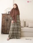 LINE_ALBUM_Shaumi,Sidra pants,scarf mono flower_260310_13