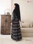 LINE_ALBUM_Shaumi,Sidra pants,scarf mono flower_260310_47