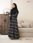 LINE_ALBUM_Shaumi,Sidra pants,scarf mono flower_260310_47