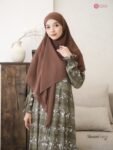 LINE_ALBUM_Shaumi,Sidra pants,scarf mono flower_260310_13