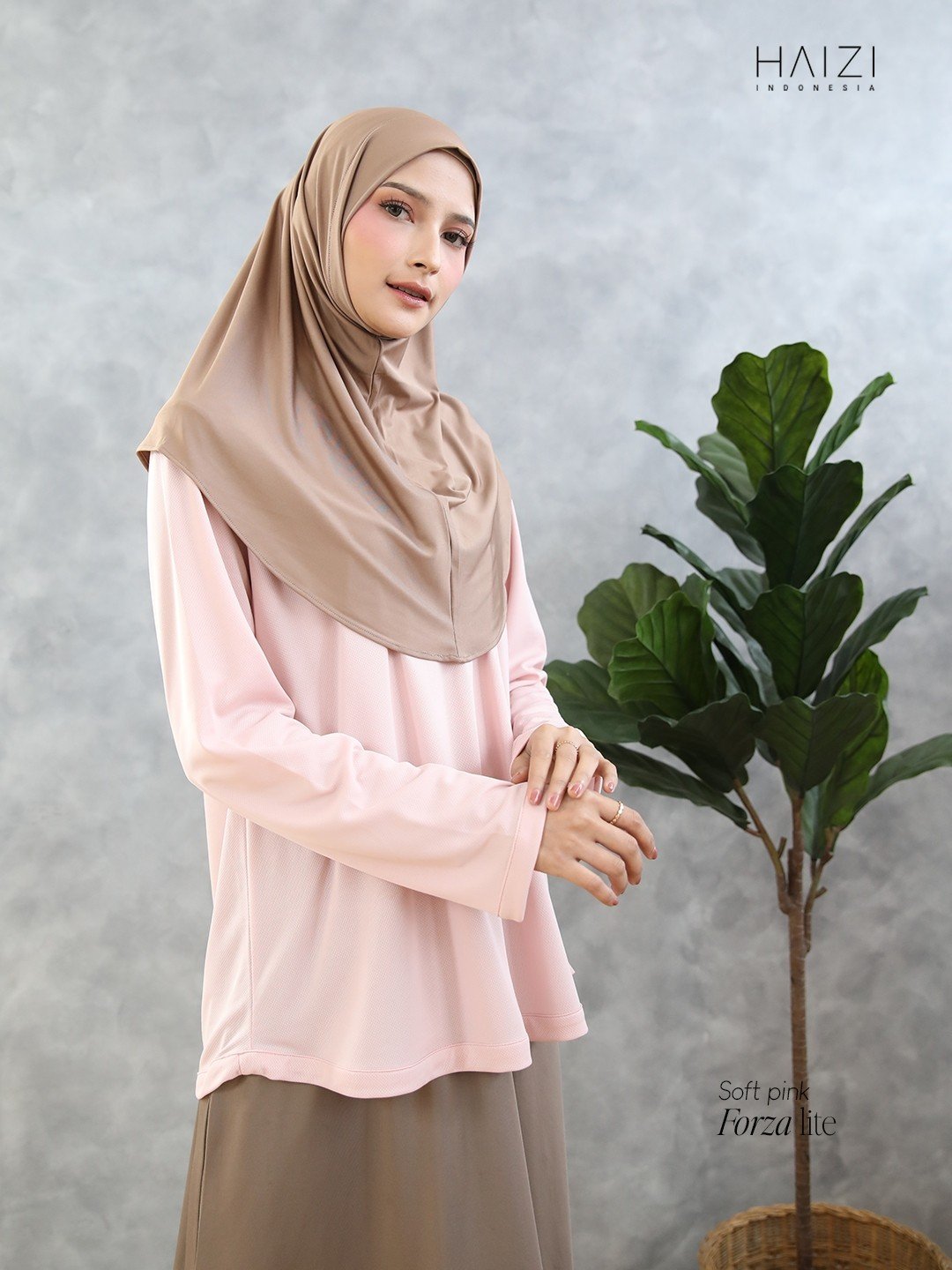 LINE_ALBUM_Forza,Fazila,Fahma,Faza,Fatima_260702_17