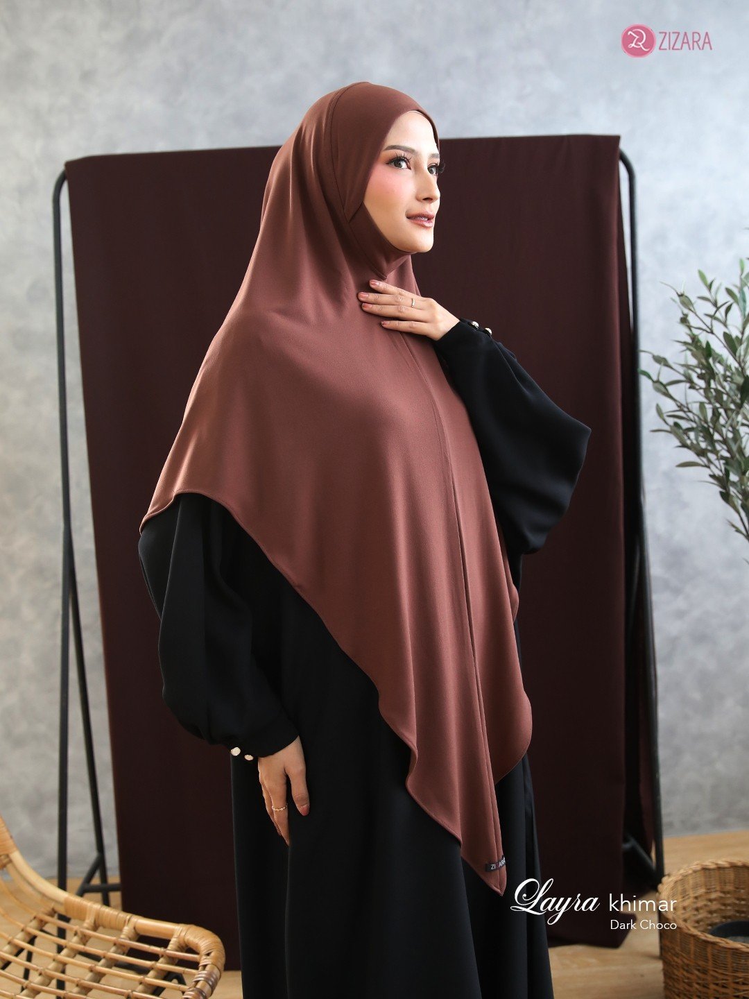 LINE_ALBUM_Lalita,Lena,Laviza,Lahya,Louisa_260708_4