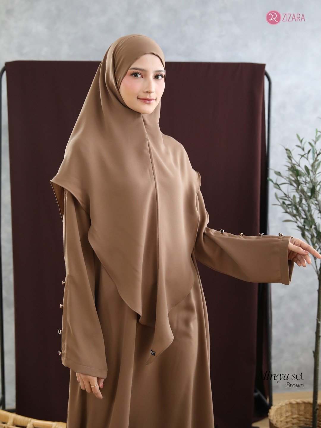 LINE_ALBUM_Makila,Miya,Maisa,Mahreen_260714_67