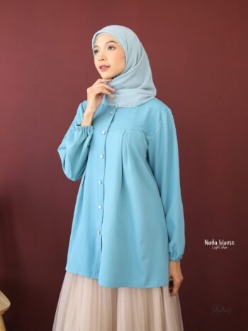 Blouse Nada Light Blue