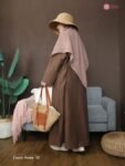 LINE_ALBUM_Noura, Nada blouse_260925_39