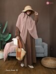 LINE_ALBUM_Noura, Nada blouse_260925_39