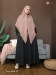 LINE_ALBUM_Noura, Nada blouse_260925_51