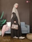 LINE_ALBUM_Noura, Nada blouse_260925_4